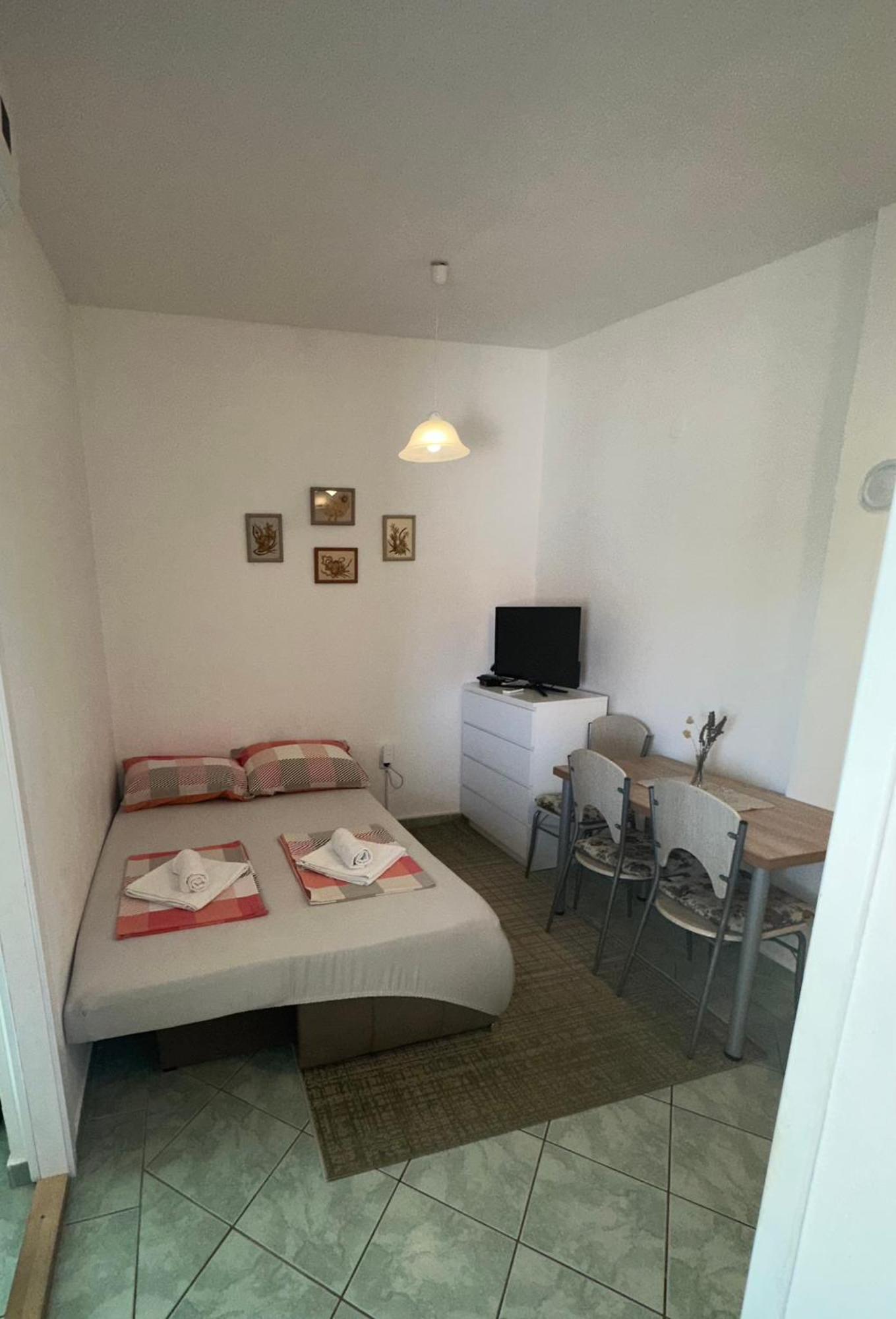Apartmani Matovina Вир Экстерьер фото
